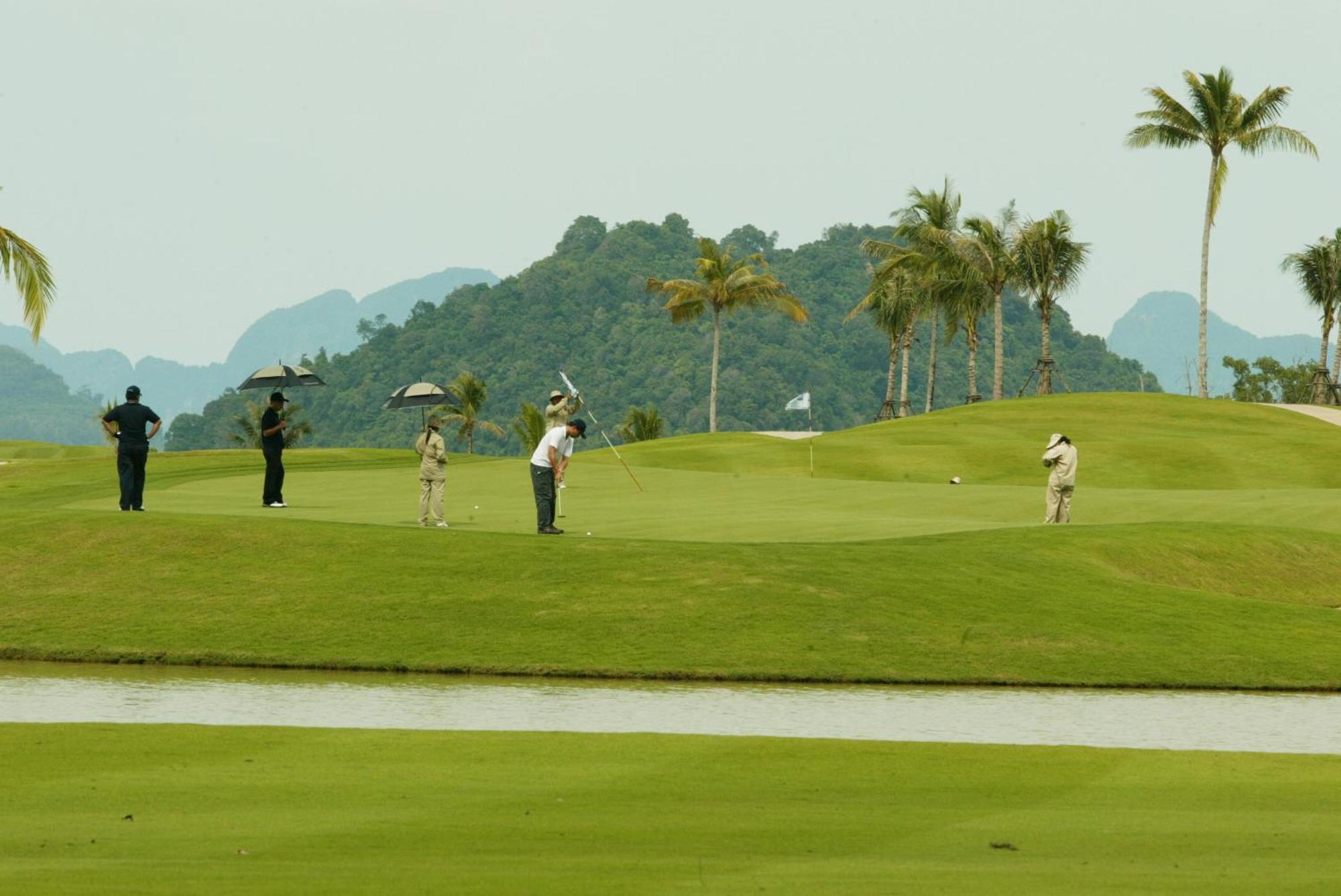 Mission Hills Phuket Golf Resort-Sha Extra Plus Por Bay Eksteriør billede